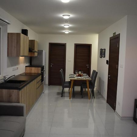 Sunset And Seaview Apartment -Brand New المليحة المظهر الخارجي الصورة
